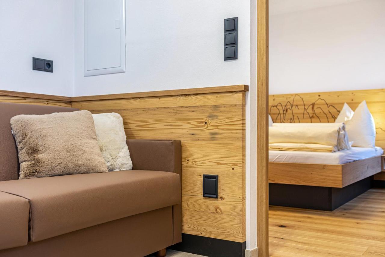 Planerhof Apartment Alpenrose Funes  Buitenkant foto