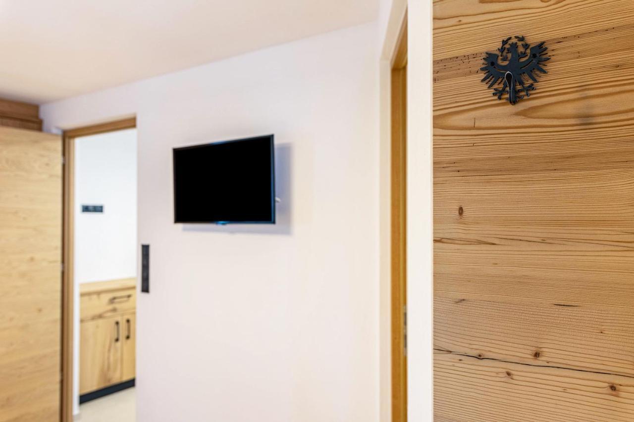 Planerhof Apartment Alpenrose Funes  Buitenkant foto